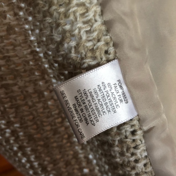 Faux Fur Vest - Picture 3 of 5